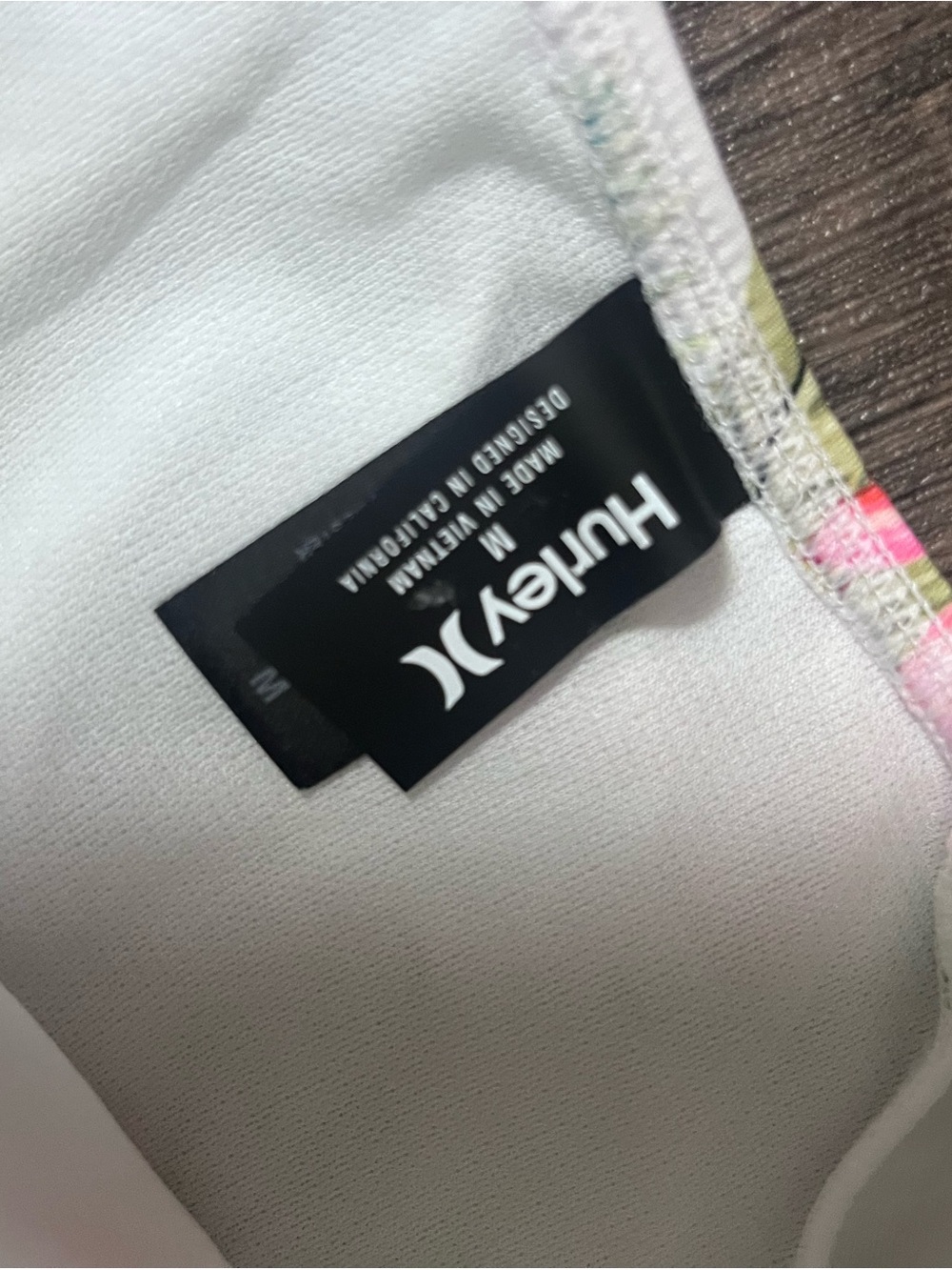 Hurley White Floral Long-Sleeve Zip One-Piece Swimsuit /Surf Women’s Size M NWOT - Picture 7 of 11
